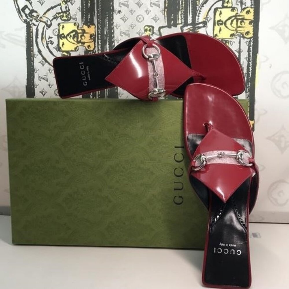 New Authentic Gucci Horsebit Kitten Heel Flip Flop – Red/Silver